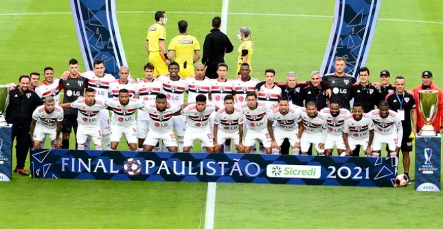 TNT Sports BR on X: O São Paulo chegou com a vantagem mas ficou sem a  taça. O Tricolor é vice-campeão do Paulistão 2022.   / X